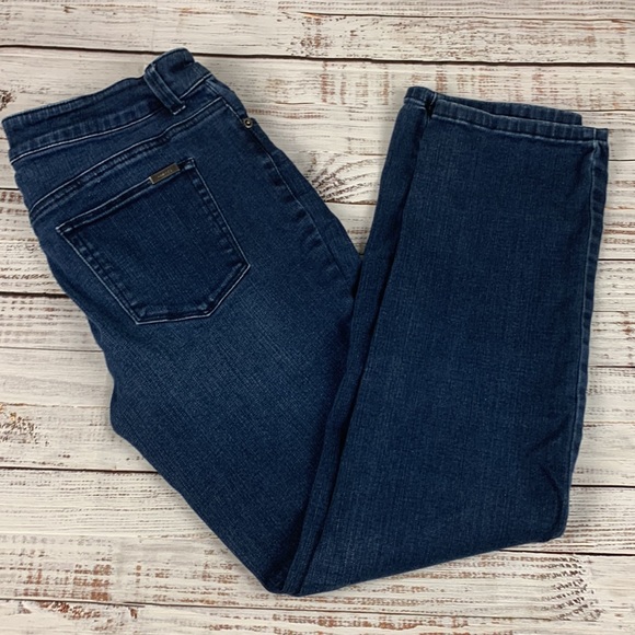 Chicos straight leg blue jeans 
size 6 (chicos sz 0.5 short) - Picture 8 of 14